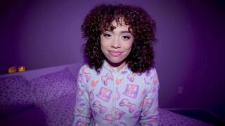 Willow Ryder Is Down For A Dirty Slumber Party FullHD - Willow Ryder (2022)