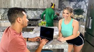 Big Naturals Kitchen Cheater FullHD - Angie Faith (2024)