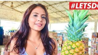 Fresh Colombian Teen Makes Her Very First Porn Movie FullHD - CarneDelMercado (2020)