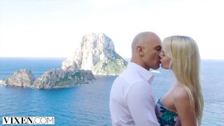 She Took a Week Abroad to Have the Best Sex of Her Life - Kenna James, Christian Clay (2025)