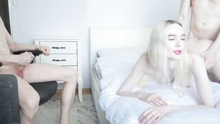 Cuckold Watches His Girlfriend Fucked and Creampied by a Friend - Shinaryen (2025)