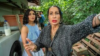 Sexame Street's Follow That Bird FullHD - Vixi Rafi (2024)