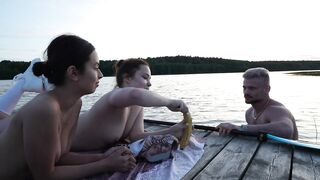 Two Girls Took Their Clothes off on the Lake. a Passing Surfer had Sex in the... - Nicole Murkovski, Apollon XXX (2026)
