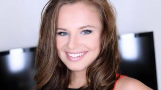 Gives Head, Fucks and Swallows in Her First Video Ever in 4K! HD - Annalynn Grace (2023)