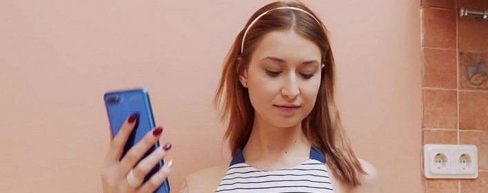 YoungCourtesans, DirtyFlix - Iris Kiss Kiss aka Iris Kiss - Courtesan Newbie With Big Tits HD (2020)