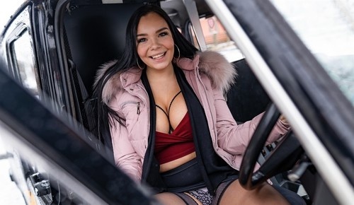 Sofia Lee - Anal Gaping on the Backseat FullHD (2021)