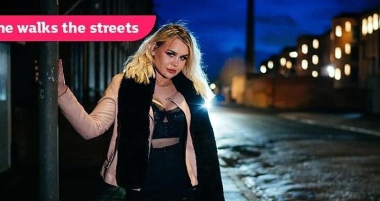 UKStreetWalkers - Gina Varney - She Walks The Streets FullHD - UKStreetWalkers - Gina Varney (2020)