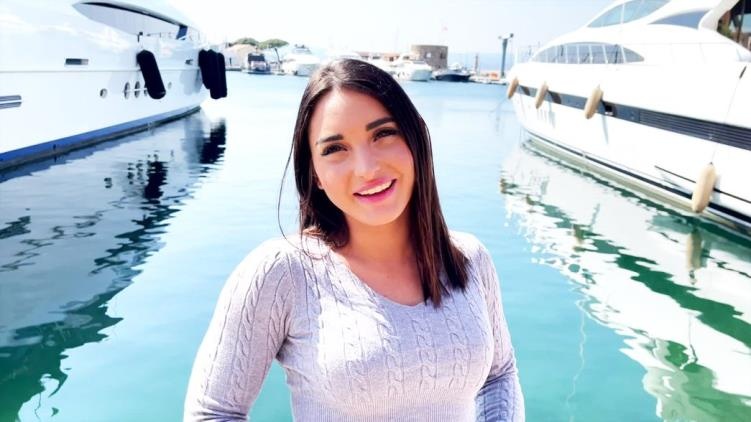 hostess on a yacht in Saint-Tropez! FullHD - Sarah (2022)